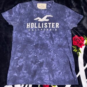 2 Hollister T-shirts